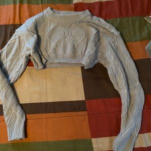 Meladyan crop sweater